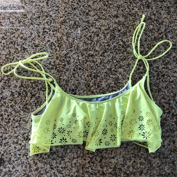 PINK Bikini Top - Picture 1 of 2